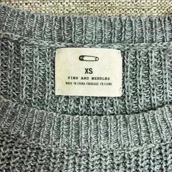 UO Pins & Needles Gray Sweater with Crochet Detail Hem - Picture 7 of 7